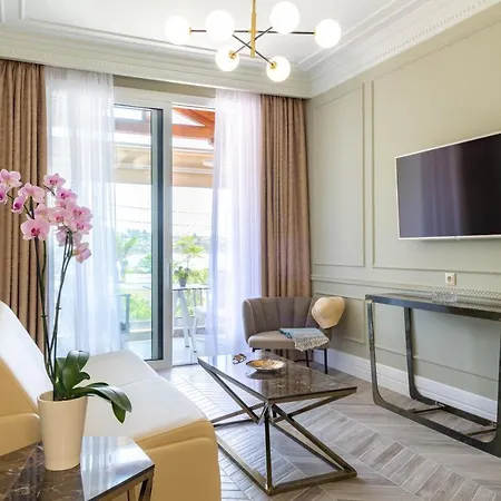 Ormos Luxury Elia Apartmán